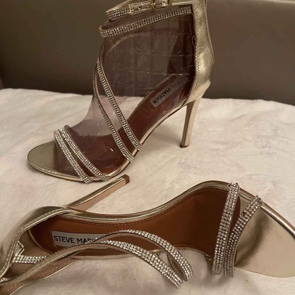 Shoes - Picture 3 of 5